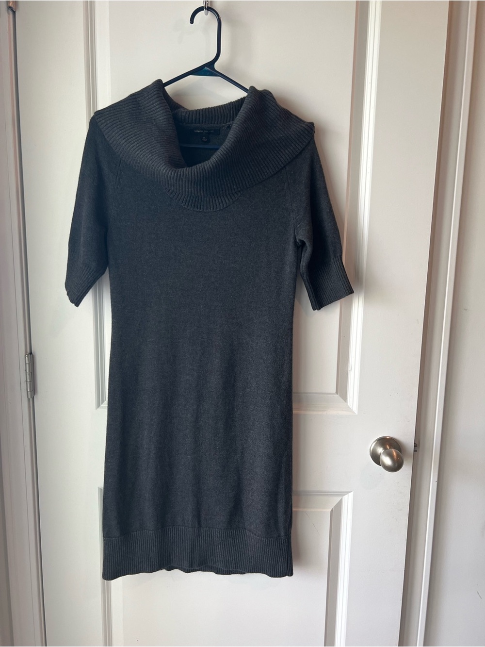 Banana Republic Short Sleeve Cowl Neck Sweater Dress - Dark Gray. Small